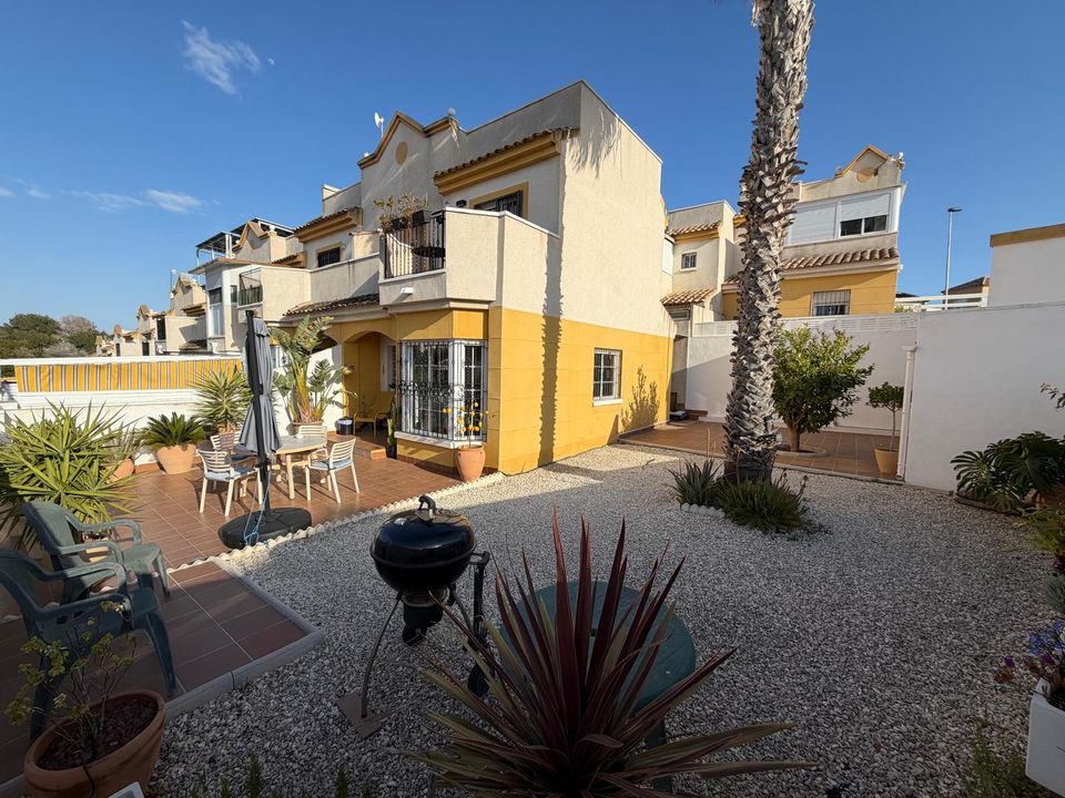 Rækkehus i Torrevieja, Alicante - foto 1